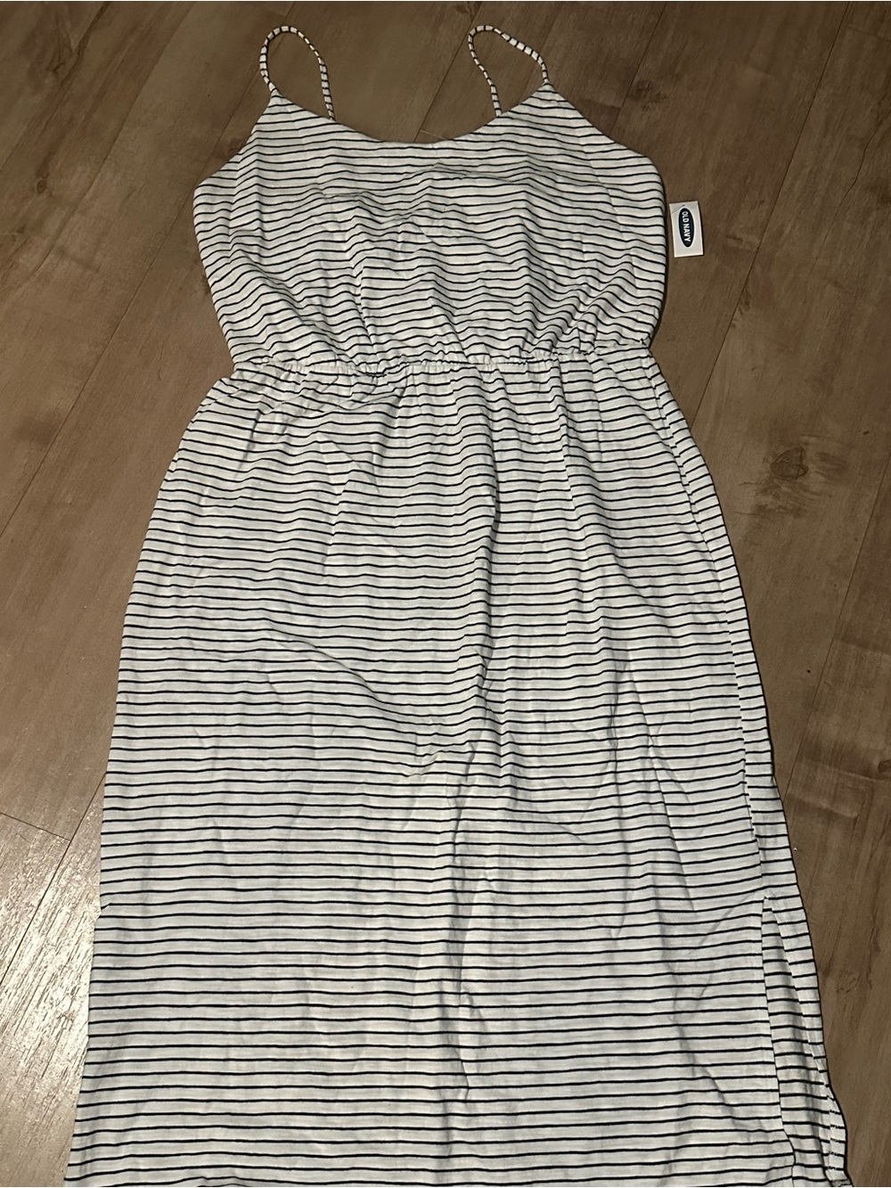 Old Navy White and Navy Spaghetti-Strap Casual Maxi Dress